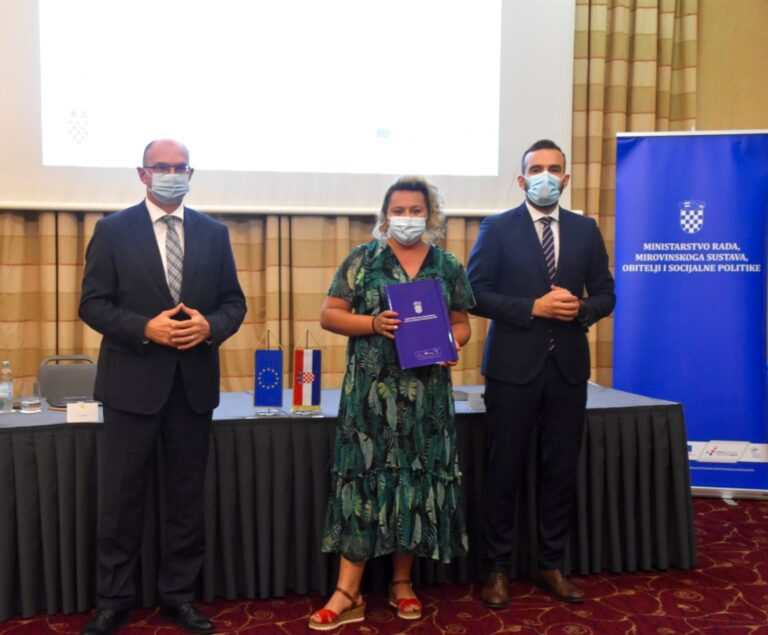 „Savladaj prepreke: Osnaži se i ostvari na tržištu rada“