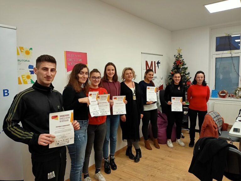 Neformalna edukacija “Pisanje životopisa i molbe za posao”