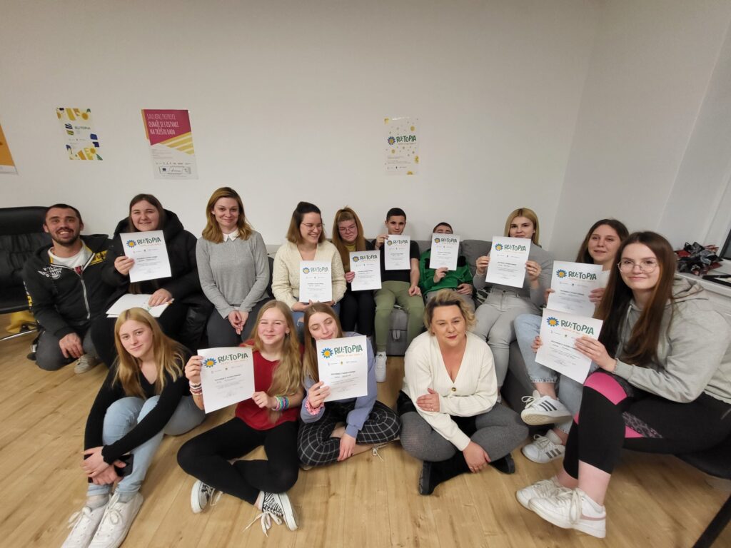 „RU:TOPIA – zajednica po mjeri mladih II“ – provedba aktivnosti „DEMOS, KRATOS I JA!“